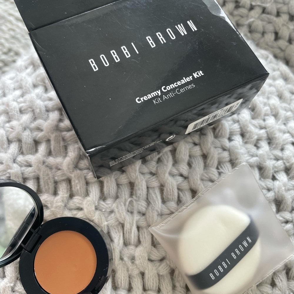 BOBBI BROWN Creamy Concealer Kit - Color: ALMOND